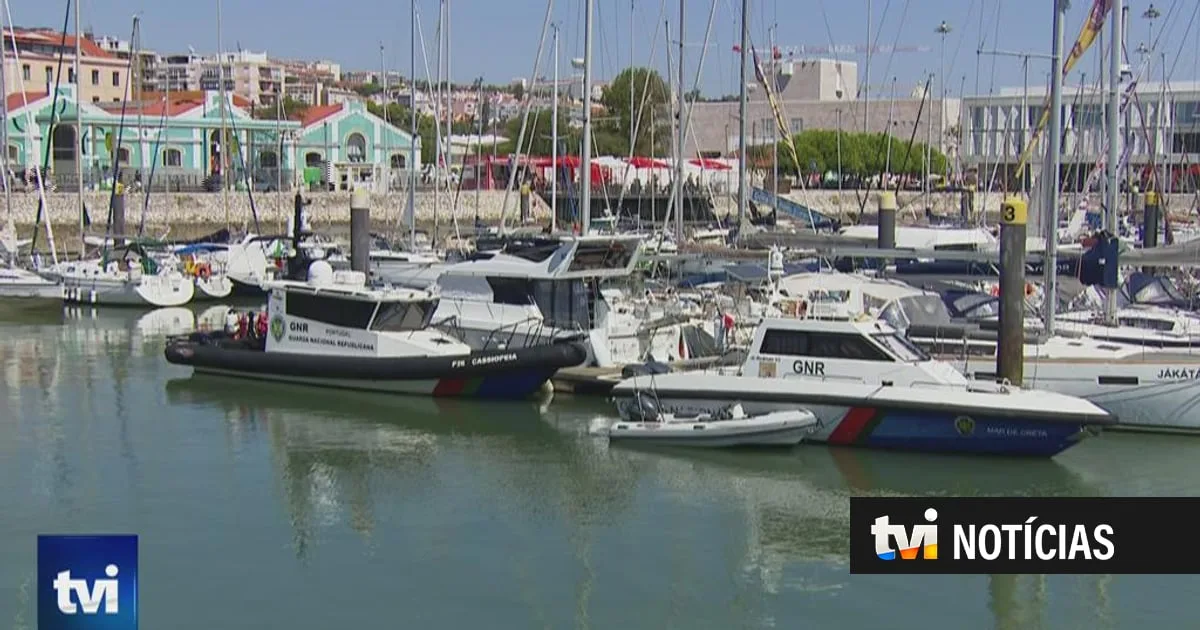 GNR interceta lancha suspeita e detém cinco ocupantes no Tejo