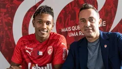 OFICIAL: Santa Clara reforça-se com defesa do Botafogo