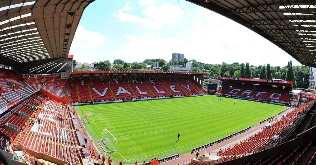 Conmoción en Inglaterra: encontraron un cadáver en el estadio de un equipo del Championship