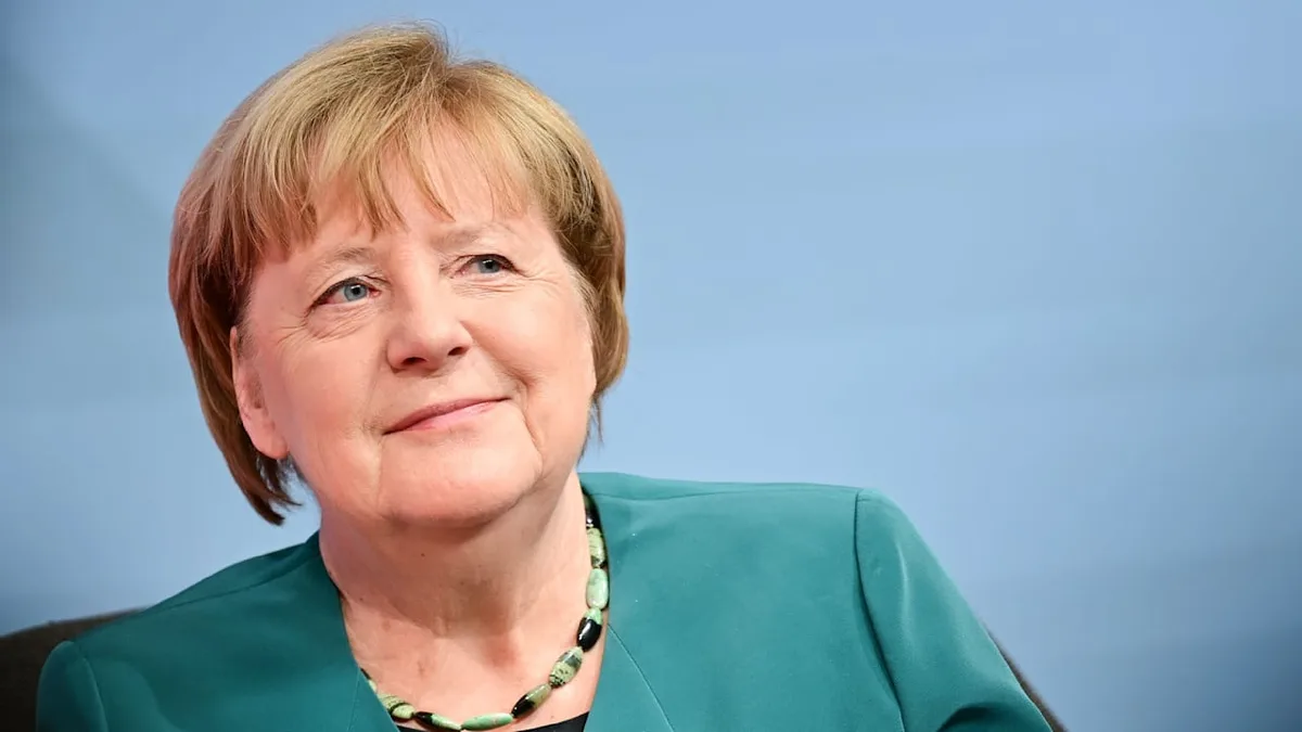 Gespräche mit Schülern - „Merkel unplugged“! Altkanzlerin startet Podcast