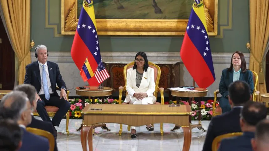 «Estamos haciendo historia»: Delcy Rodríguez y secretario de Energía de EEUU encabezaron firma de acuerdos