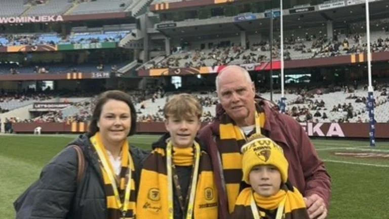 Hawthorn Hawks superfan family score free flights, tickets to AFL match in Perth
