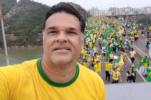 Monjardim: “É muito constrangedor para mim disputar com Pazolini”