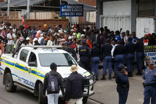 Court protected asylum claims from procedural rejection - not illegal entry