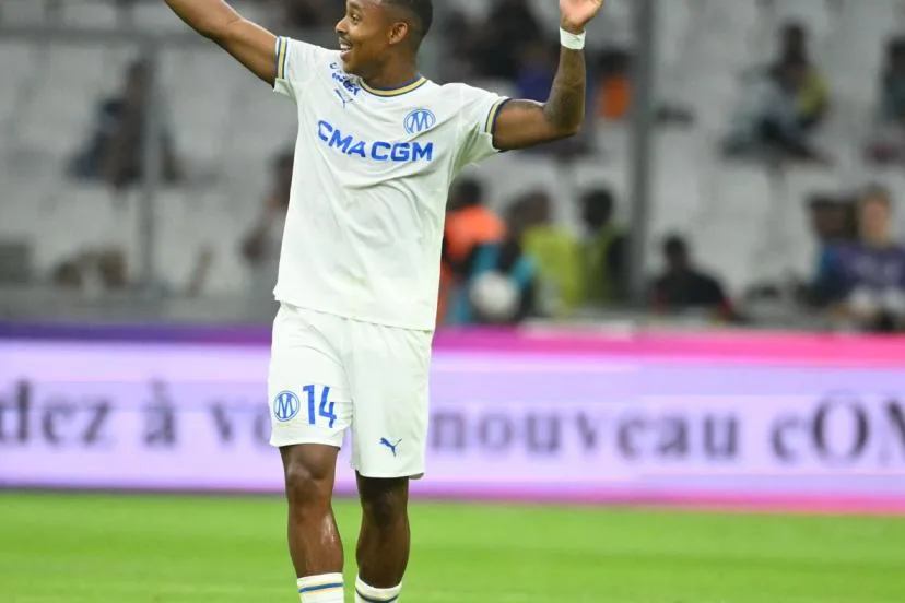 « Même si on vend un joueur, on n'aura pas le droit d'enregistrer une arrivée » : le directeur sportif de l'OM Gregory Lorenzi évoque le mercato