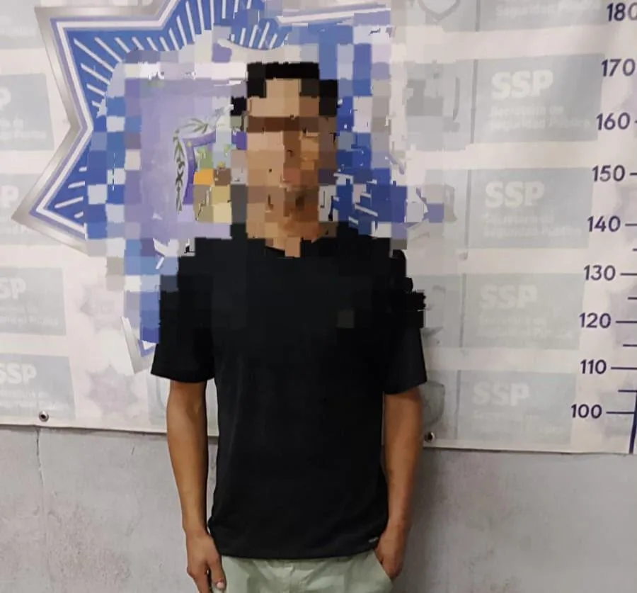 Denuncian consumo de drogas frente a niños; detienen a uno de los señalados en Monclova