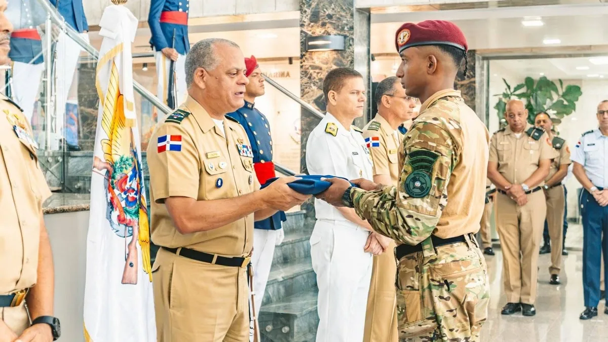 Ministro de Defensa despide a la delegación élite dominicana que competirá en Paraguay