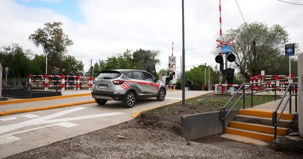 Abrieron en Bella Vista un nuevo paso a nivel sobre la calle Lebensohn