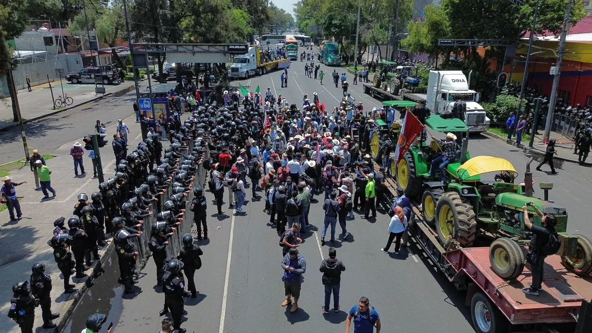 EN VIVO | Bloqueos en carreteras, accidentes y manifestaciones viales hoy 2 de septiembre: bloquean la autopista México-Toluca por personas desaparecidas