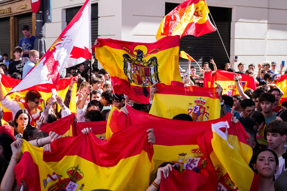Almeida acusa también a los acampados en Sol por los disturbios: “Que no se quejen, porque también están provocando”
