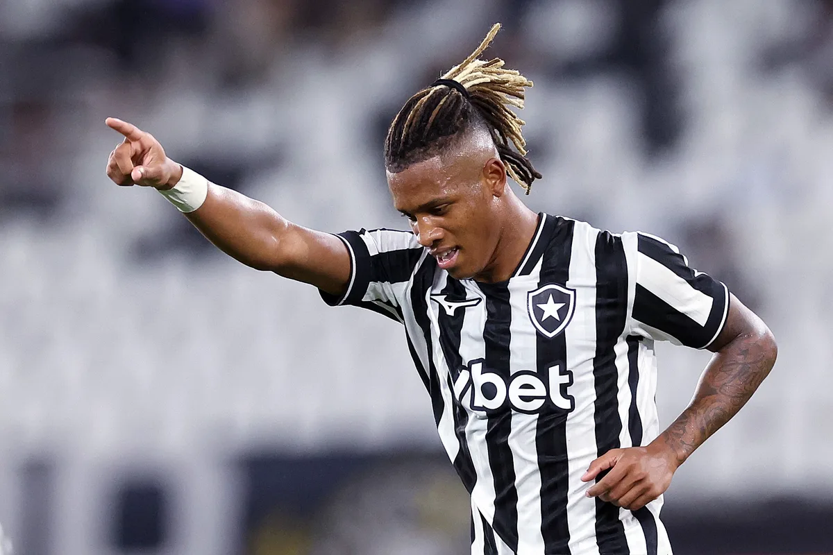 Danilo projeta nove finais na reta final e aposta em Tite no Botafogo: "Trabalho dele vai ser brilhante"