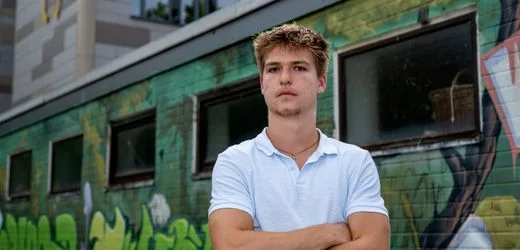 Schule: Ex-Abiturient klagt wegen schlechter Unterrichtsversorgung