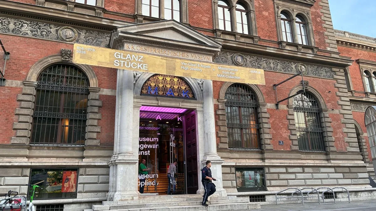 Zwei Verdächtige geflüchtet: 200 Karat: Juwelen-Diebstahl in Wiener Museum