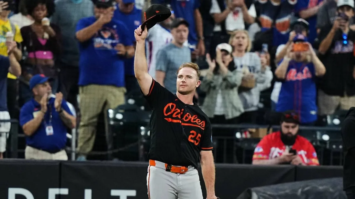 Orioles’ Alonso tips his cap to Mets fans during emotional Citi Field return