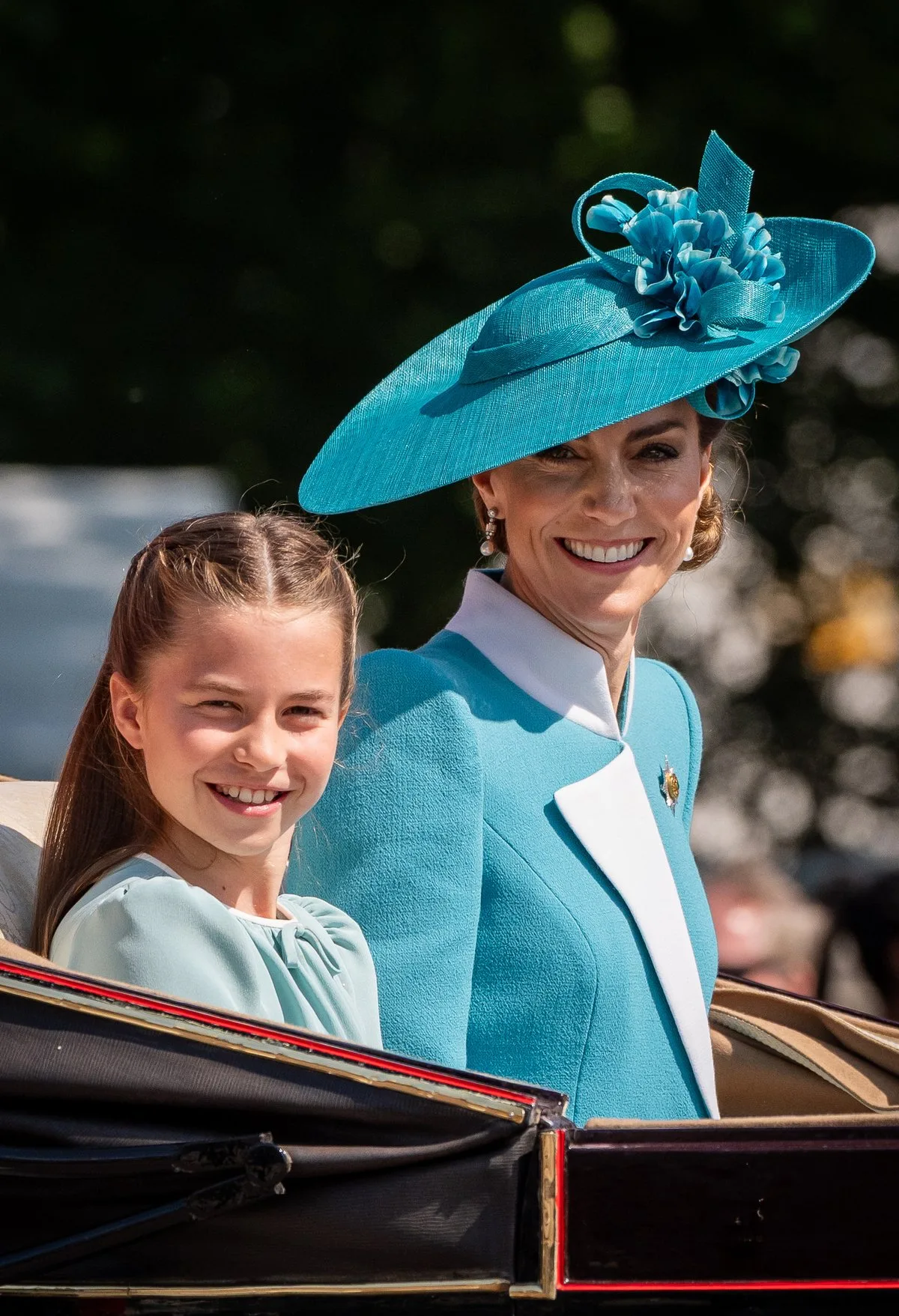 Kate and Princess Charlotte spotted travelling on Elizabeth Line during low-key London day out