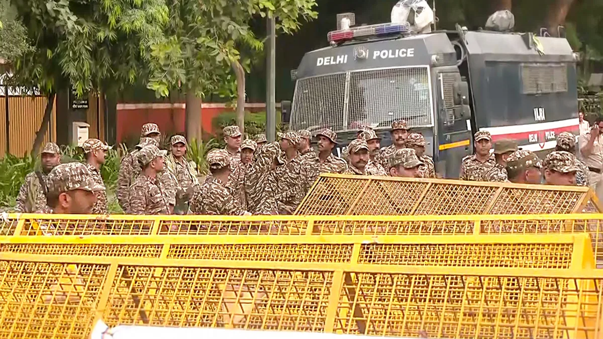 Anti-EC Protest News Live Updates: Delhi Police detain Ashutosh Ranka, other CJP leaders at Jantar Mantar