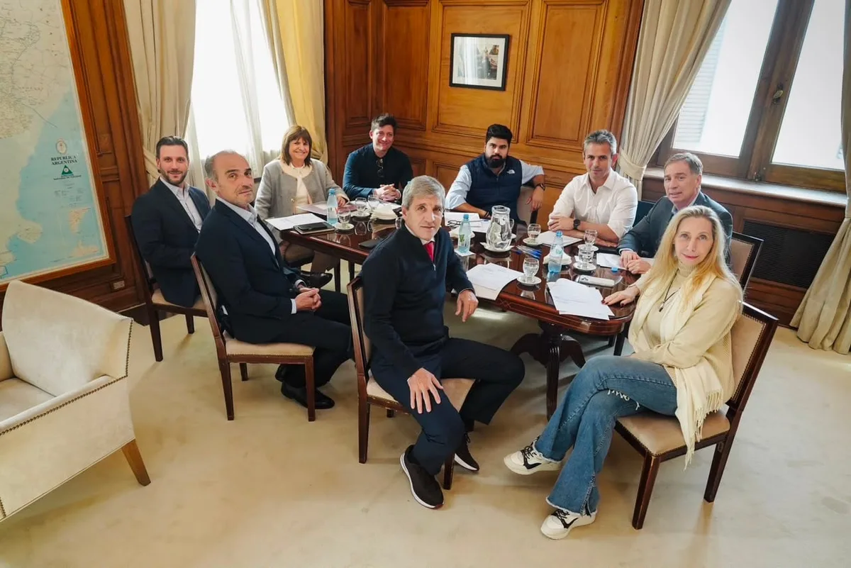 El Gobierno contiene a los aliados, el PJ redobla su ofensiva y Bullrich avisa que no se bajó de la pelea por CABA