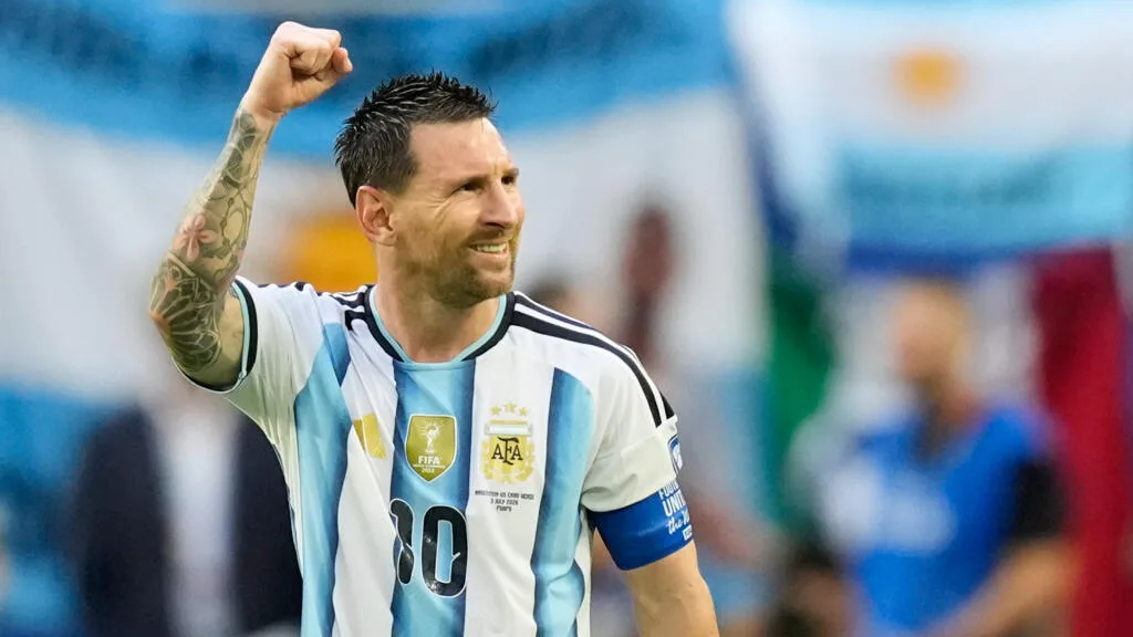 Foot: Lionel Messi annonce sa retraite internationale avec l'Argentine
