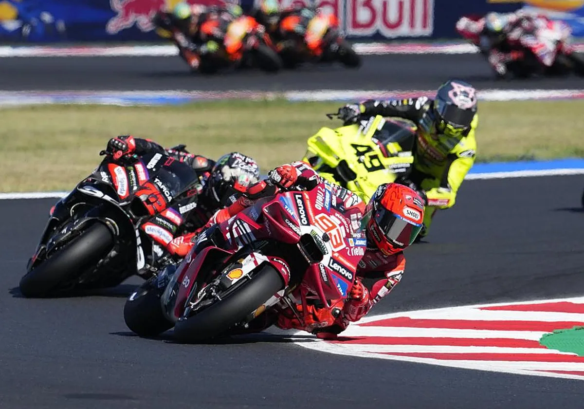 Otro mordisco de Marc Márquez: gana la esprint y araña más puntos en su remontada hacia el título