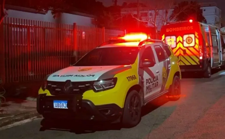 Mulher fica ferida após ser agredida pelo marido na frente dos filhos no Alto Boqueirão