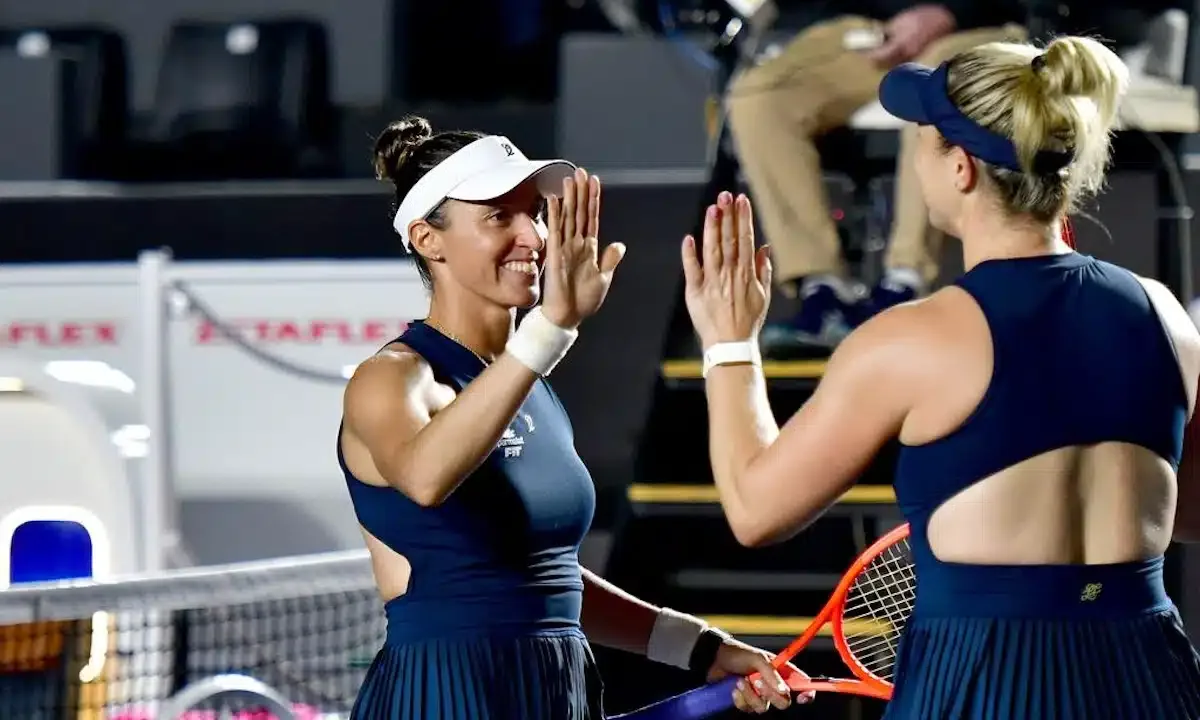 Luisa Stefani agradece torcida ao salvar match point rumo à final do SP Open