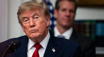 Estados Unidos suspendem pedidos de visto a imigrantes