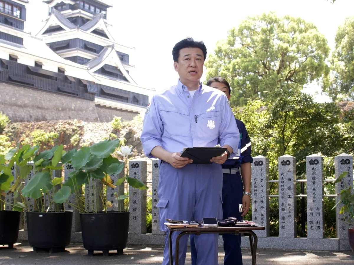 Government to support tourism in quake-hit Kyushu region