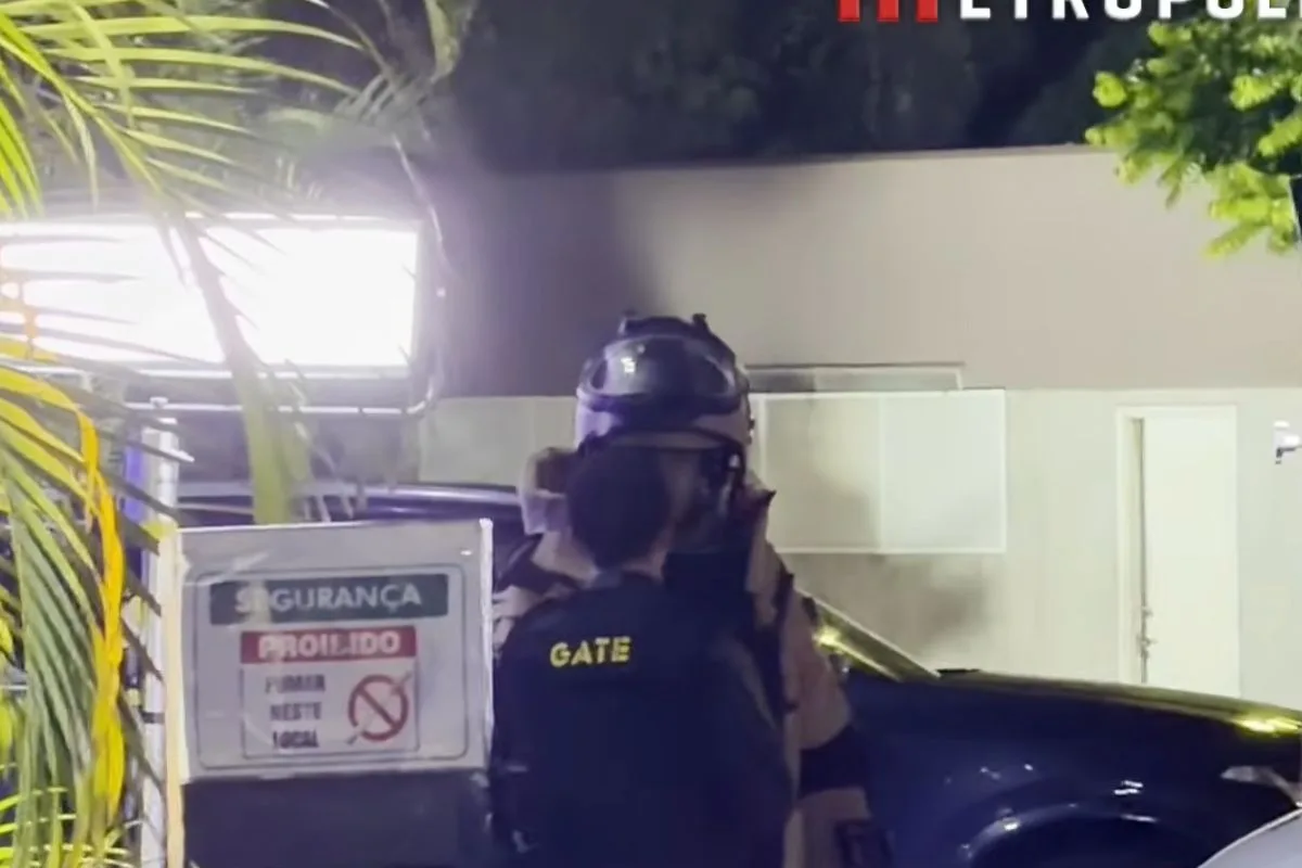 PM é acionada por suspeita de bomba na região do debate entre Lula e Flávio