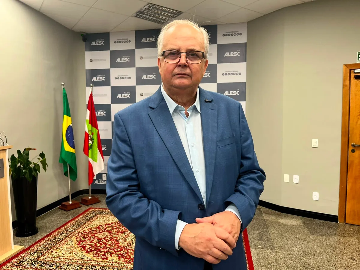 Afrânio Boppré (PSOL) declara patrimônio de R$ 1,5 milhão: veja bens do candidato ao Senado por SC