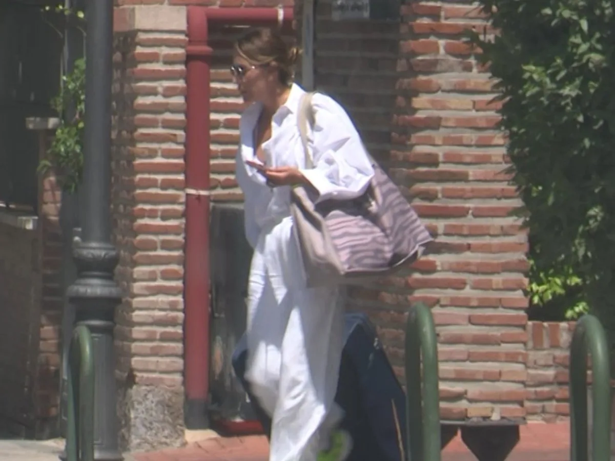 Mar Flores se mantiene en un segundo plano a las puertas de convertirse en abuela por segunda vez