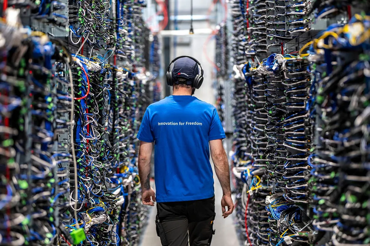 Ottawa’s bid for sovereign telecom faces costly, complex challenges, experts say