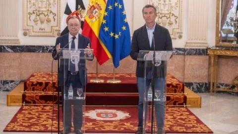 Feijóo vuelve a Ceuta con una delegación del PPE para "europeizar" la crisis y redoblar la presión a Sánchez