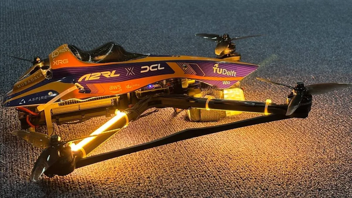 Las lecciones que el dron de carreras autónomo más rápido del mundo puede enseñar a los ejércitos