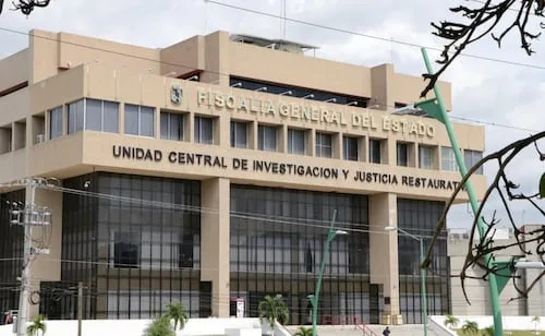 Fiscalía de Chiapas investiga 14 denuncias por maltratos físicos en "novatada" de la normal Mactumactzá; señalan a 25 alumnos