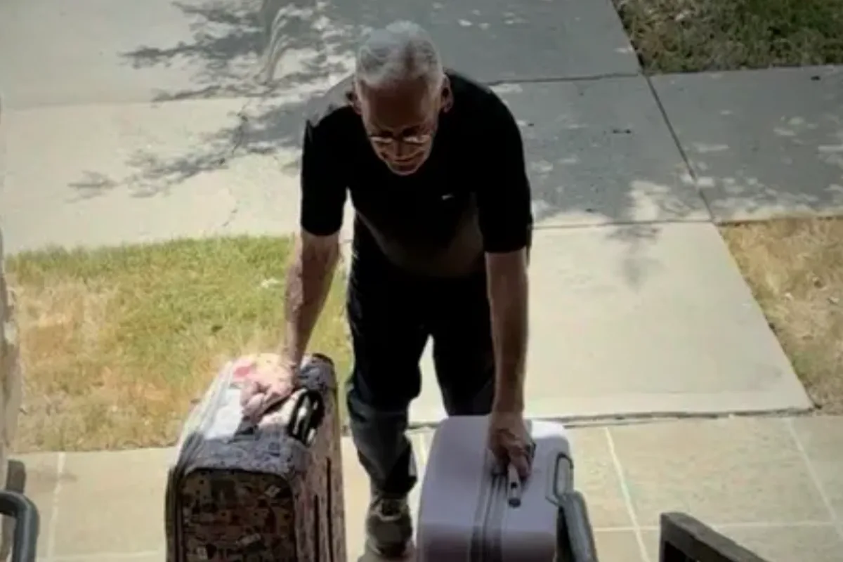 81-year-old Texas man seen struggling with tough job to pay wife’s cancer bills sparks community outpouring