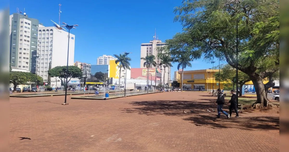 Homem é preso após ameaçar mulher e atacar PMs na Praça Rui Barbosa