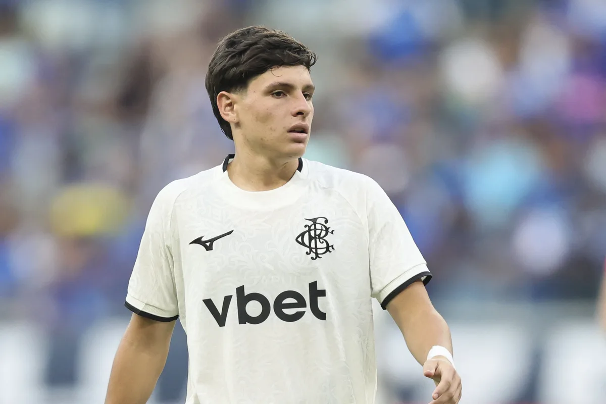 Bahia faz consulta por meia argentino do Botafogo para 2027