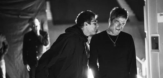 »Oasis: Don’t Look Back in Anger«: Was die Doku über Liam und Noel Gallagher wirklich taugt