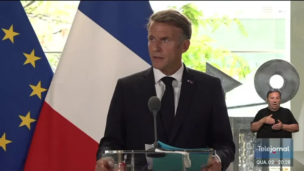 Guerra híbrida. França e Reino Unido preparam resposta à Rússia