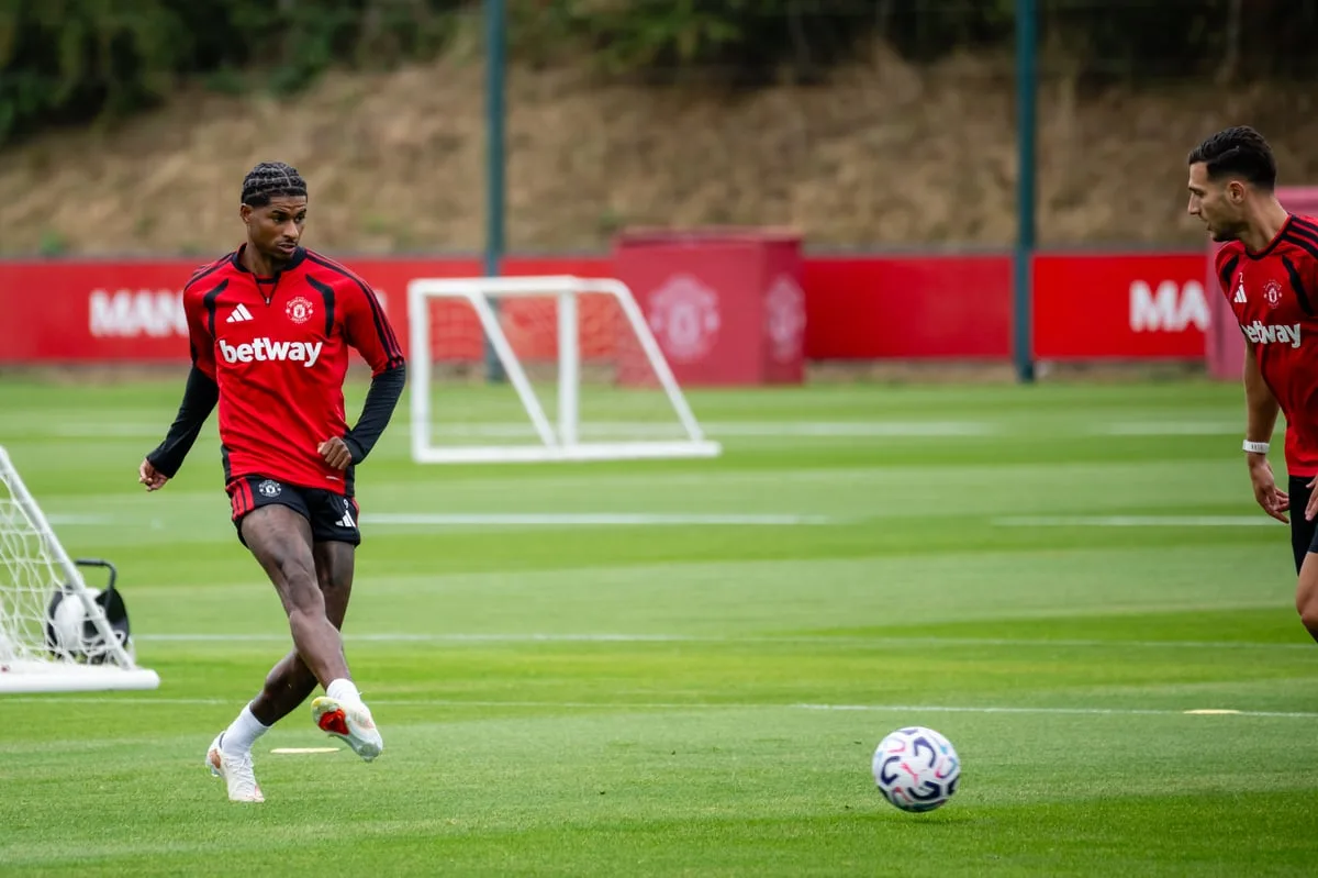 Manchester United XI vs Ipswich: Predicted lineup, confirmed team news, injury latest for Premier League today