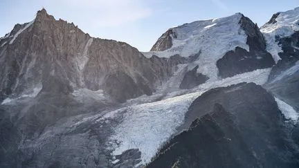 Le mont Blanc a encore grandi : "Tout le reste du système glacier fond beaucoup trop vite", alerte un glaciologue