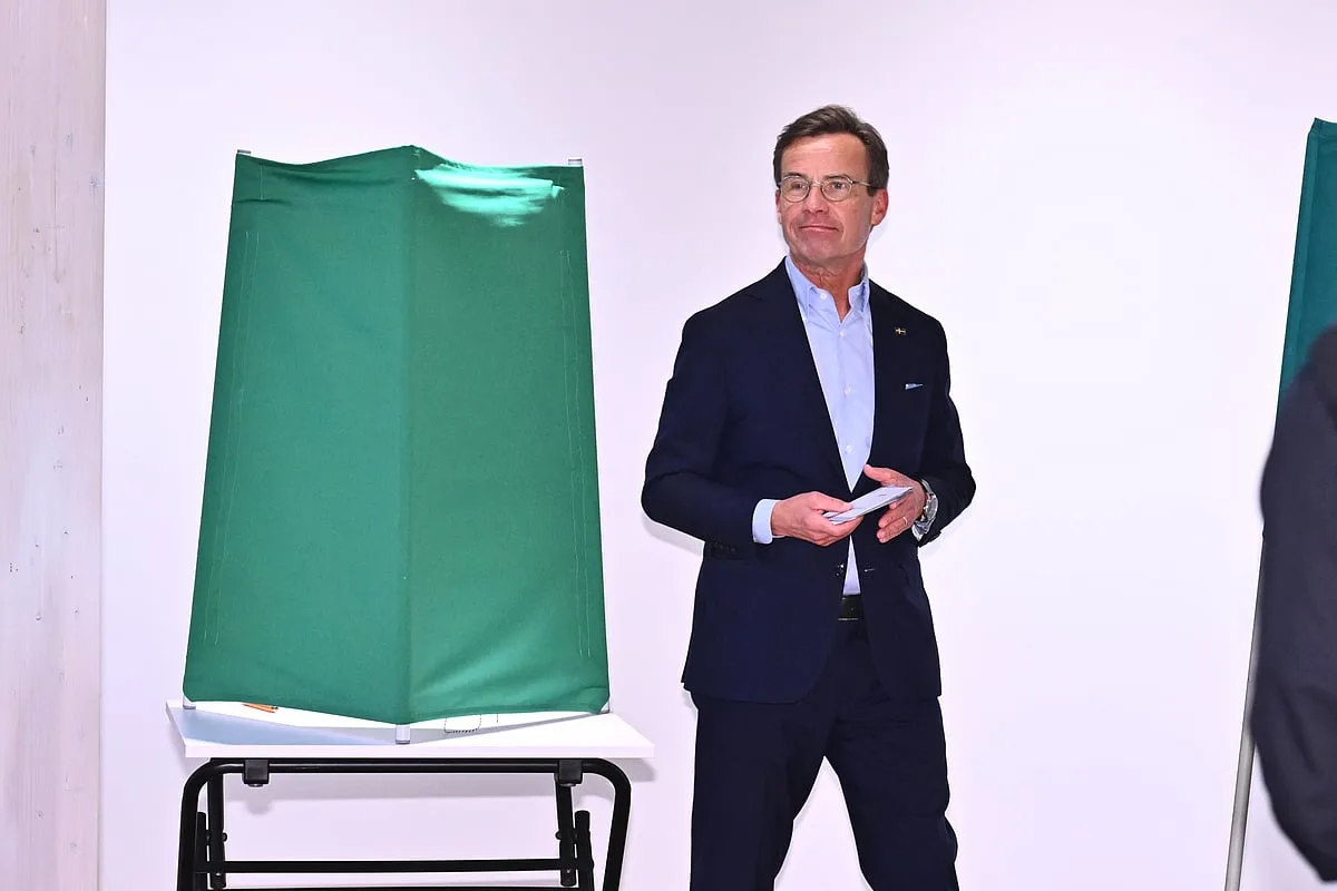 Primeiro-ministro sueco demite-se após confirmação de derrota eleitoral