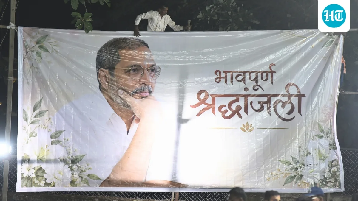 Why were Nana Patekar's last rites performed at almost midnight, son Malhar Patekar reveals