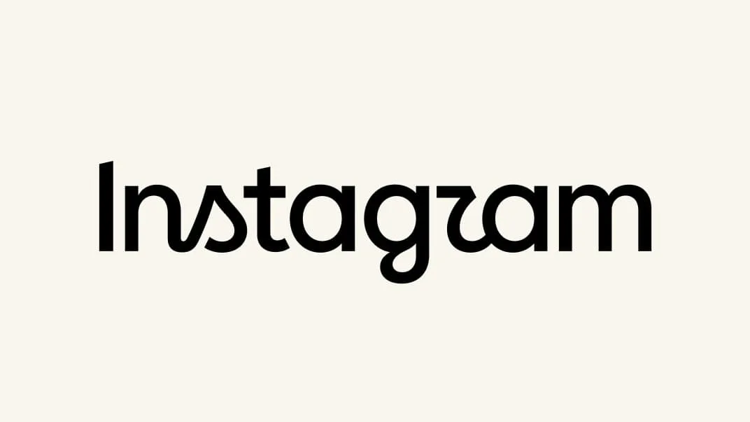 "Plus épuré, plus moderne": Instagram inaugure un nouveau logo typographique en noir et blanc
