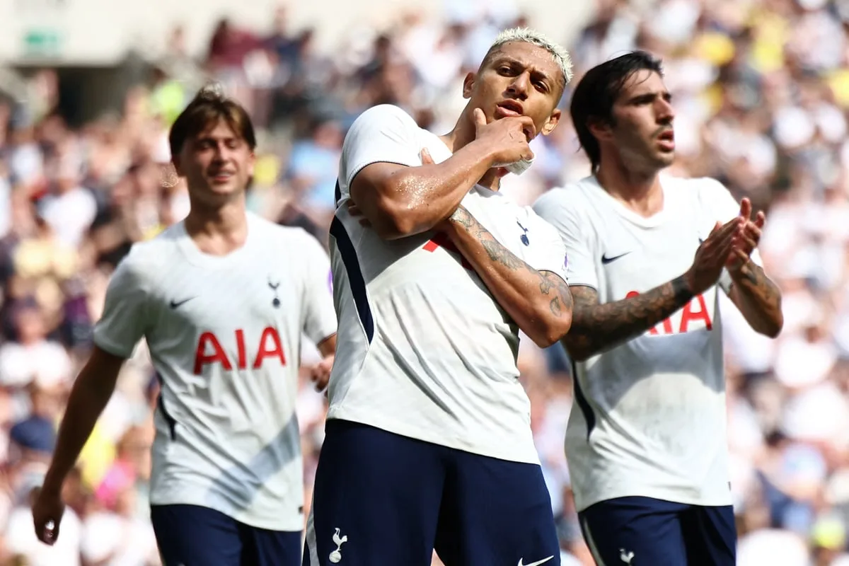 Richarlison reacts after Roberto De Zerbi reveals if Tottenham star will play in Carabao Cup vs Liverpool