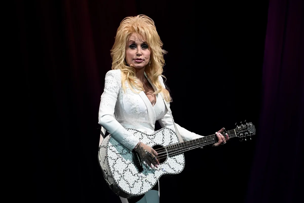 The financial (and life) lessons I learned from Dolly Parton’s ‘9 to 5’