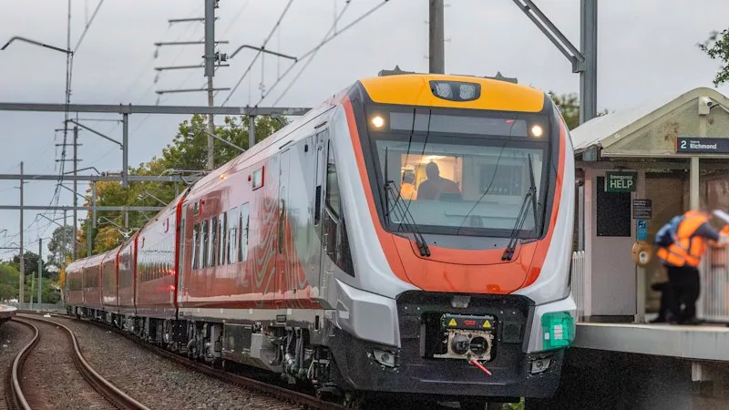 Opposition goes loco with $1.7 billion transport pitch