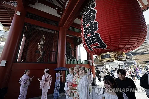 지난달 韓관광객 85만명 日 찾았다…외국 관광객 4명중 1명