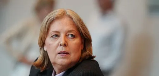 Krankschreibungen: Bärbel Bas stellt Attestpflicht ab erstem Tag infrage
