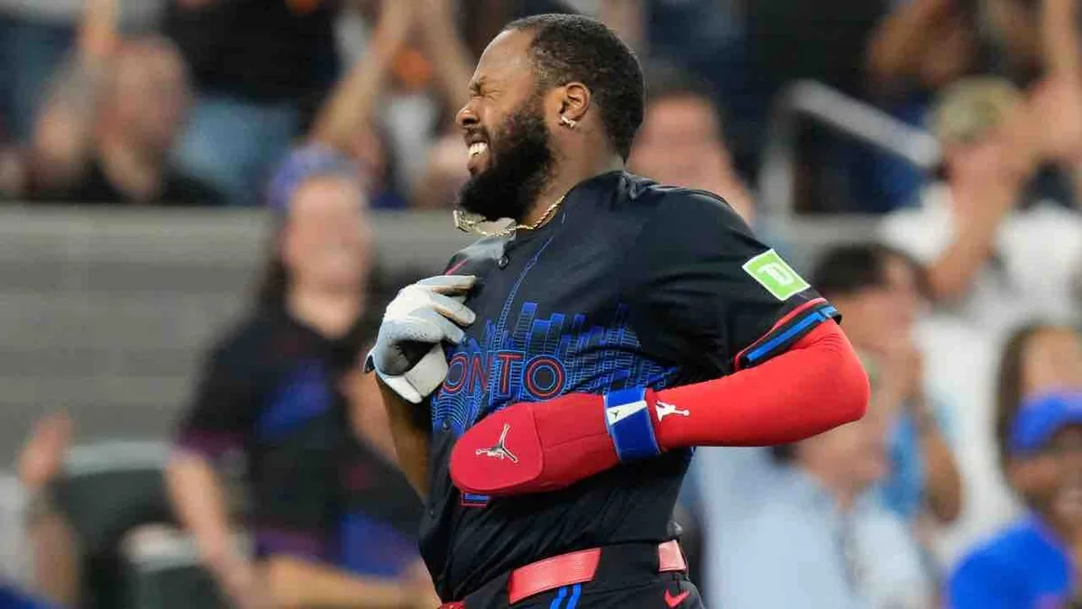 ‘We’ll see how he is tomorrow’: Schneider provides update on Guerrero Jr.